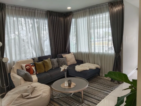 Chiang Mai Real Estate | Modern M-Type House at Malada Grand Coulee-CMP-381