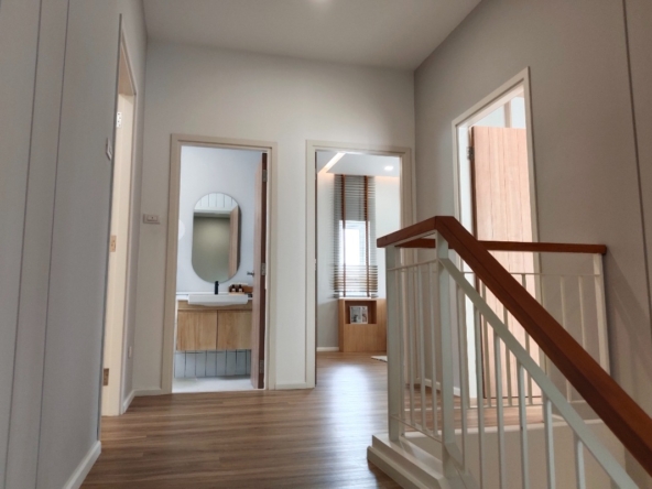 Modern L Type House for Sale with Chiang Mai Properties-CMP-382