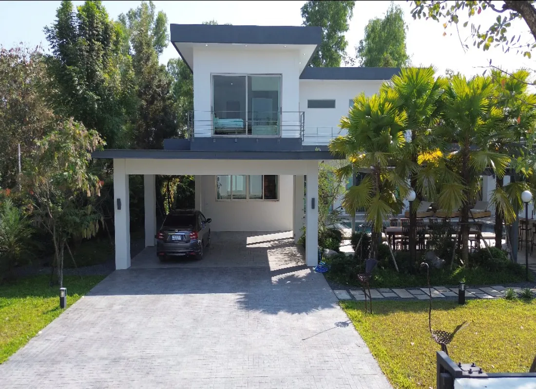 Luxury Pool Villa in Chiang Mai Real Estate - 19 Million THB-CMP-384