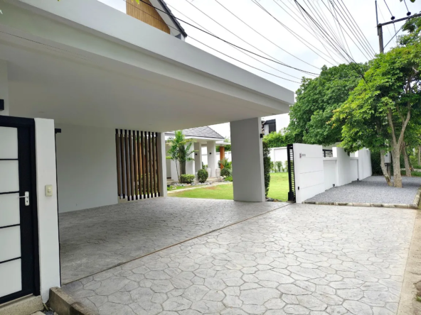 Luxury 4BR Pool Villa Chiang Mai | Hang Dong | For Sale-CMP-408