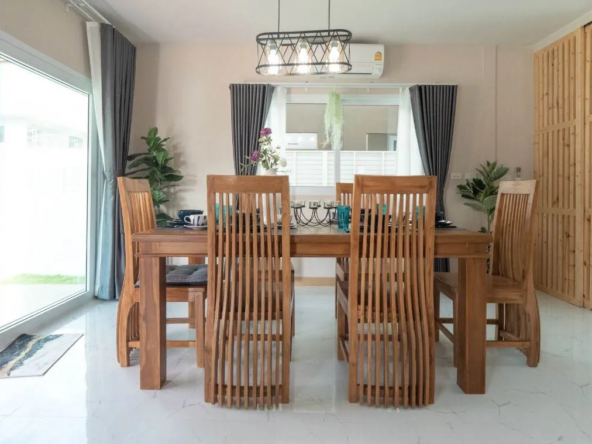 Modern Muji-Style 4 Bed
