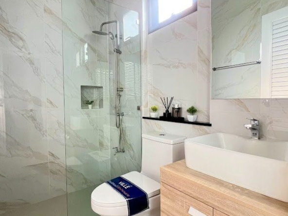 4 Bathrooms