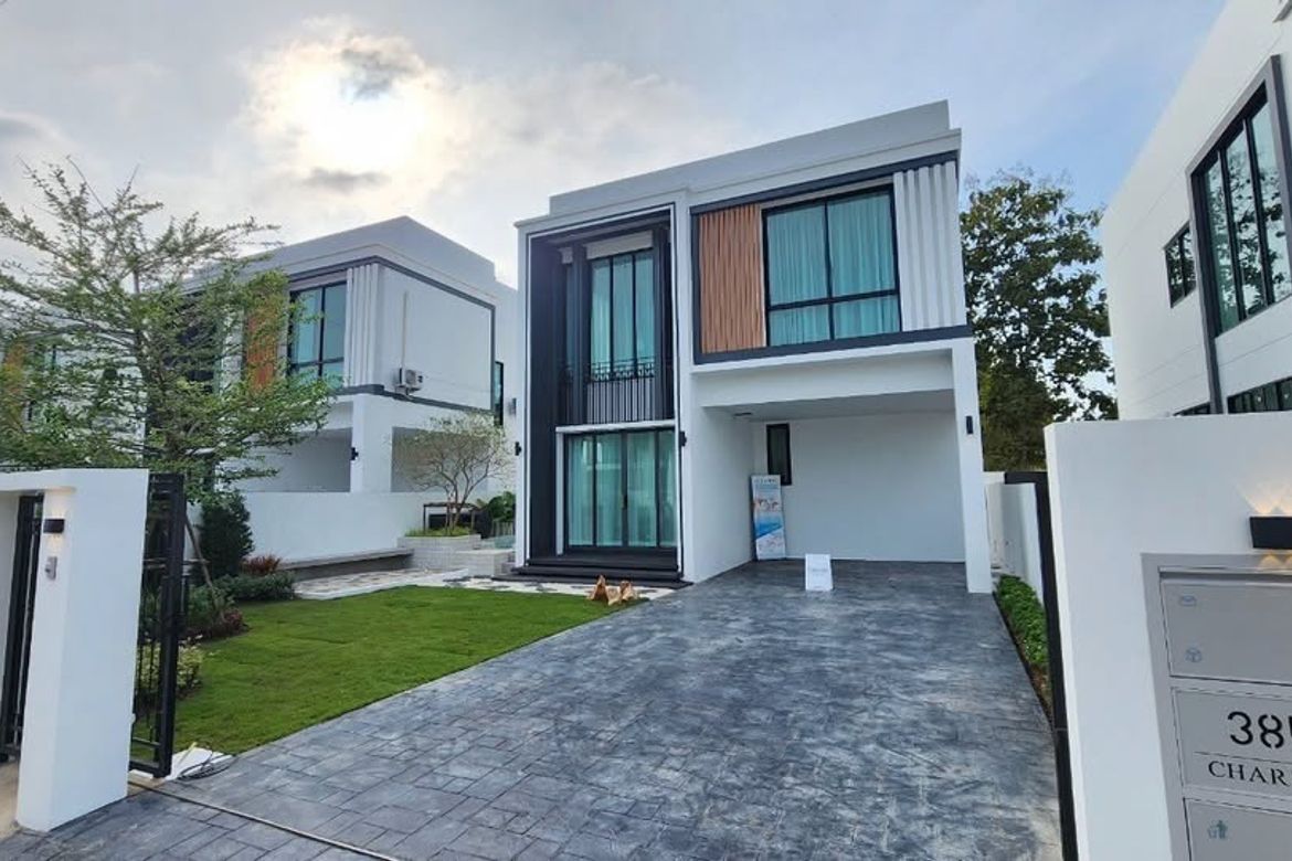 Pool Villa – Hang Dong4 Bedrooms