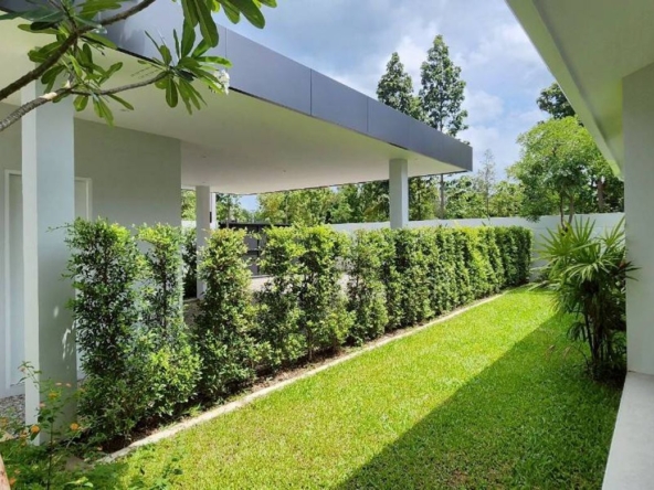 Stunning 5 bed with pool villa for sale in Nam Phrae