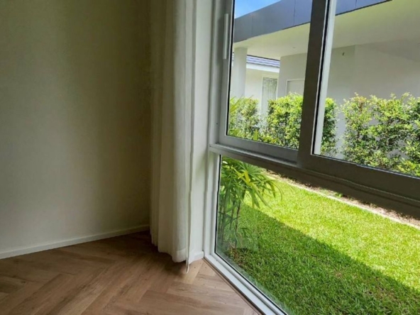 Stunning 5 bed with pool villa for sale in Nam Phrae