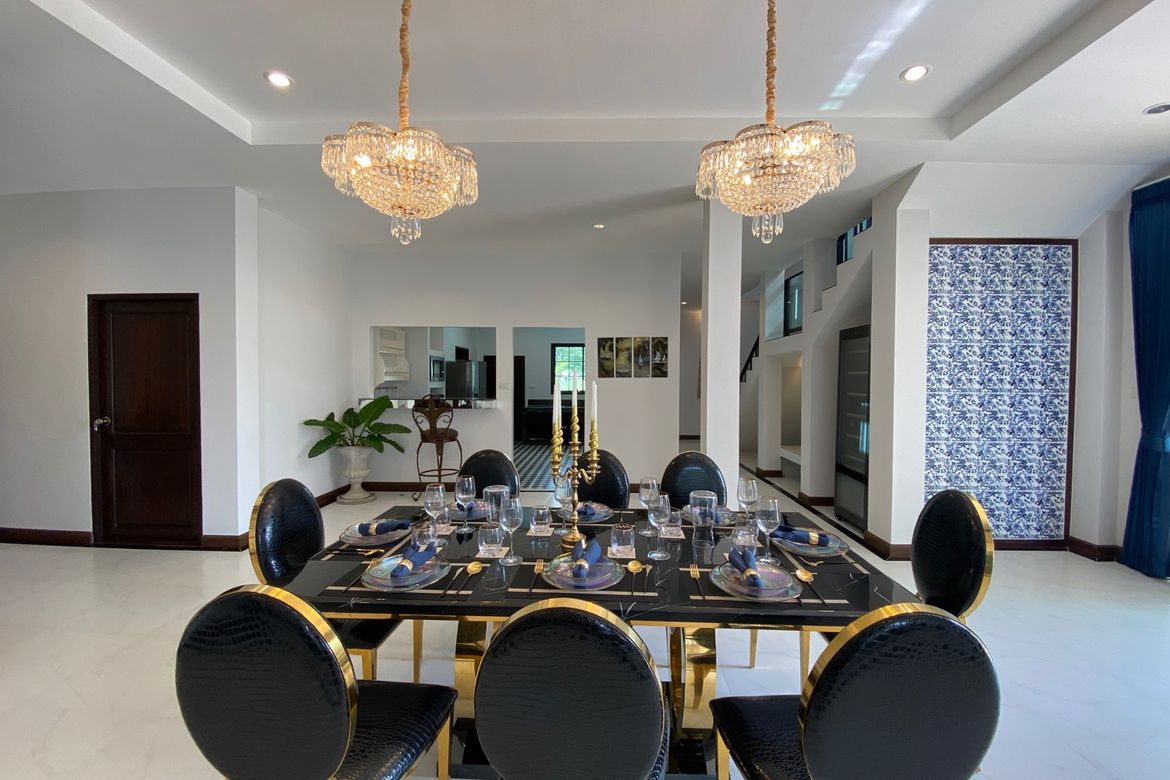 Brand new 6 bed house with pool for sale in Hang Dong