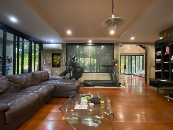 5 Bedroom House for sale-P-PHS1093