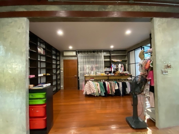 5 Bedroom House for sale-P-PHS1093