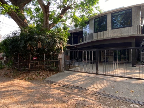 5 Bedroom House for sale-P-PHS1093