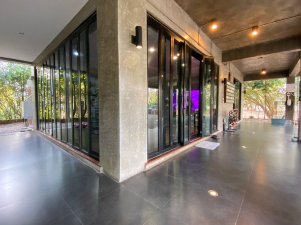 5 Bedroom House for sale-P-PHS1093
