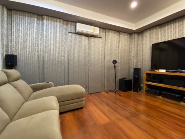 5 Bedroom House for sale-P-PHS1093