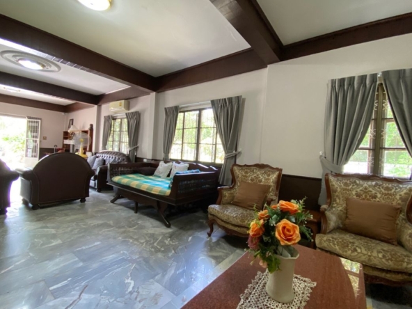 4 Bedroom House for sale-P-PHS1131