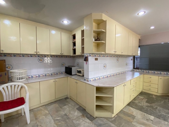4 Bedroom House for sale-P-PHS1131