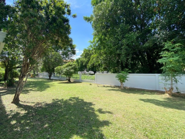 4 Bedroom House for sale-P-PHS1131
