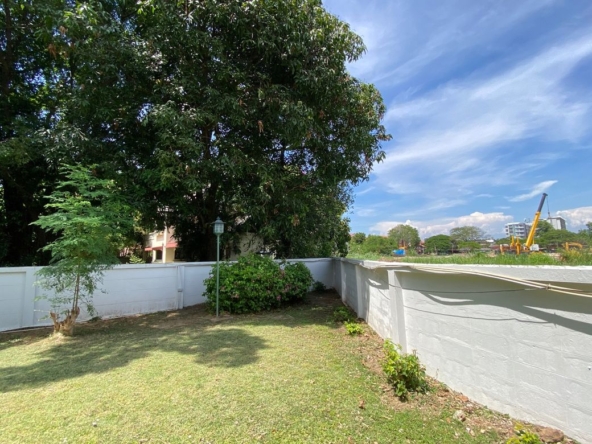 4 Bedroom House for sale-P-PHS1131