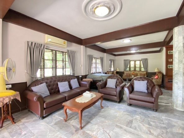 4 Bedroom House for sale-P-PHS1131