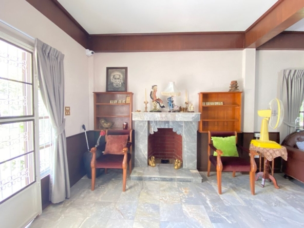 4 Bedroom House for sale-P-PHS1131
