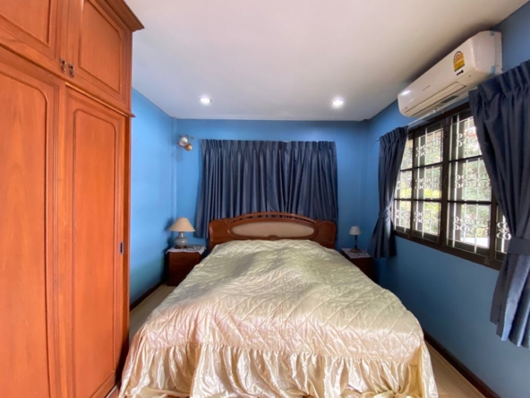 4 Bedroom House for sale-P-PHS1131
