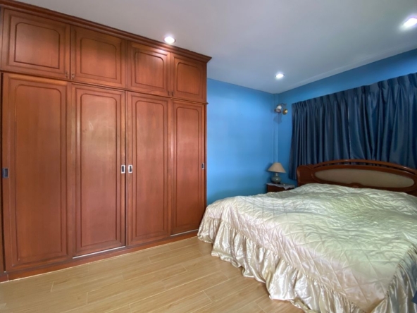 4 Bedroom House for sale-P-PHS1131