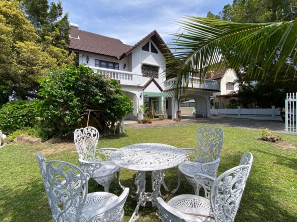 4 Bedroom House for sale-P-PHS1131