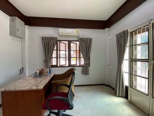 4 Bedroom House for sale-P-PHS1131