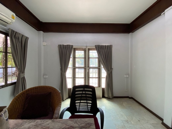 4 Bedroom House for sale-P-PHS1131