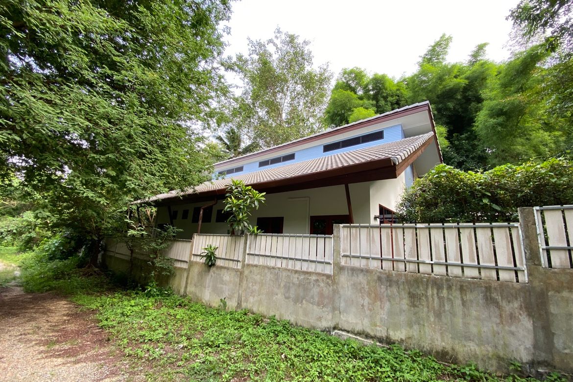 Unique 2 bed house for sale in Chang Kian