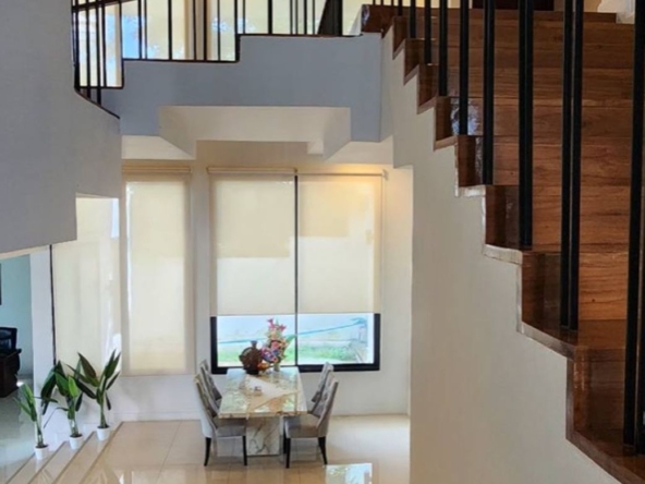 Modern style 4 bedroom house with pool for sale in San Kamphaeng