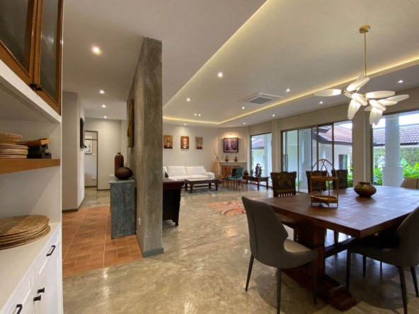 A unique pool villa for sale in Mae On