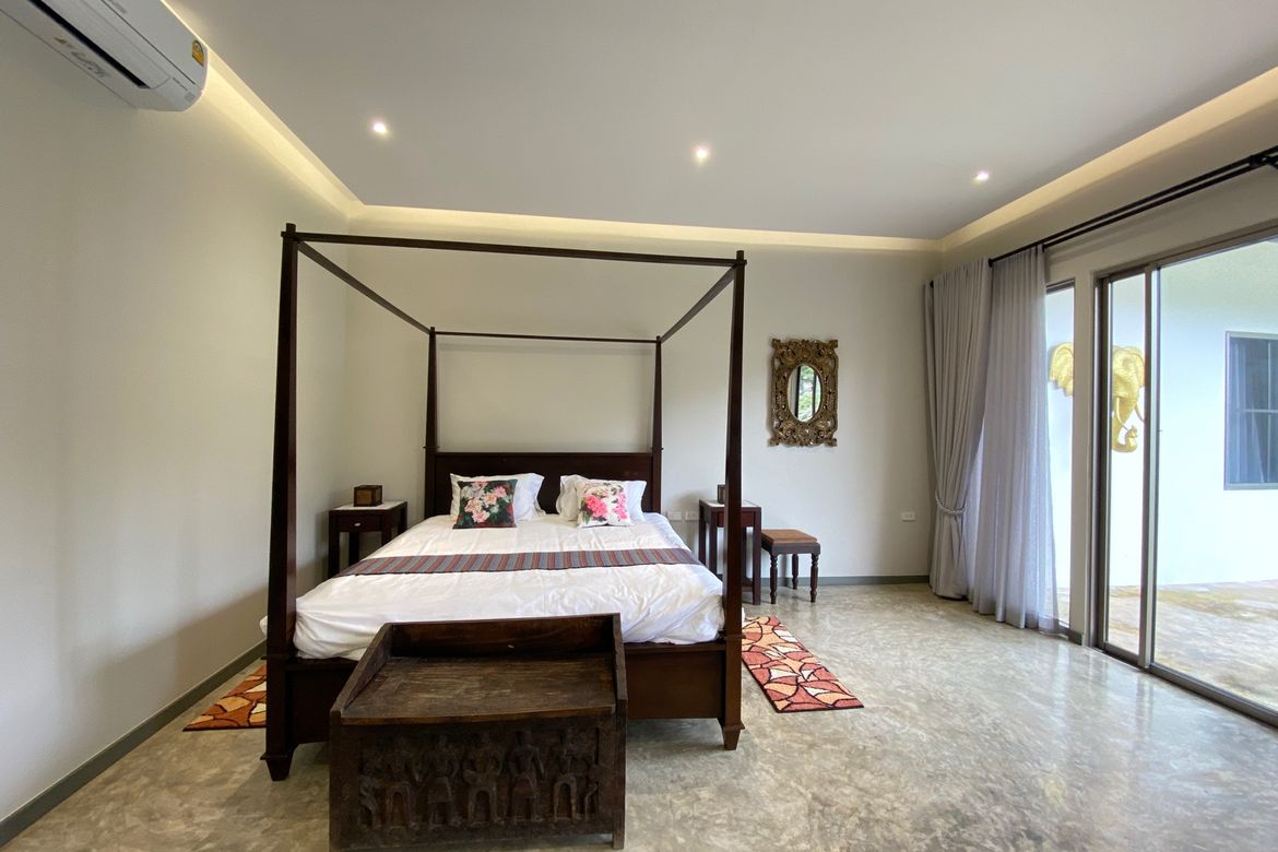 A unique pool villa for sale in Mae On