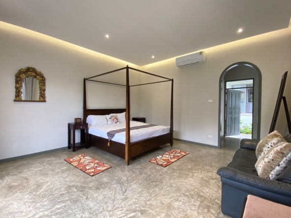 A unique pool villa for sale in Mae On