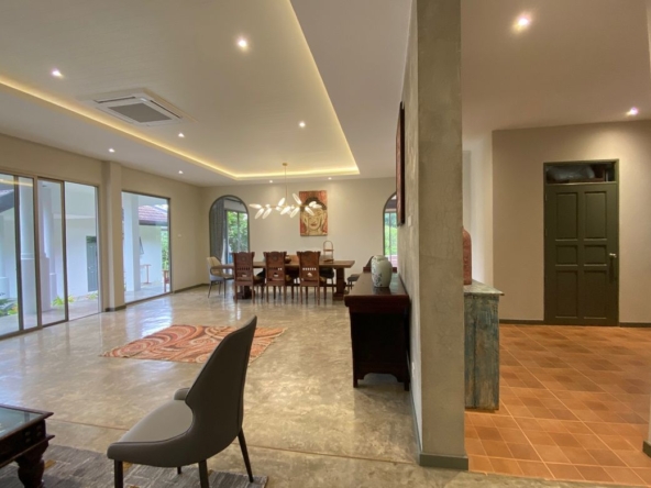 A unique pool villa for sale in Mae On