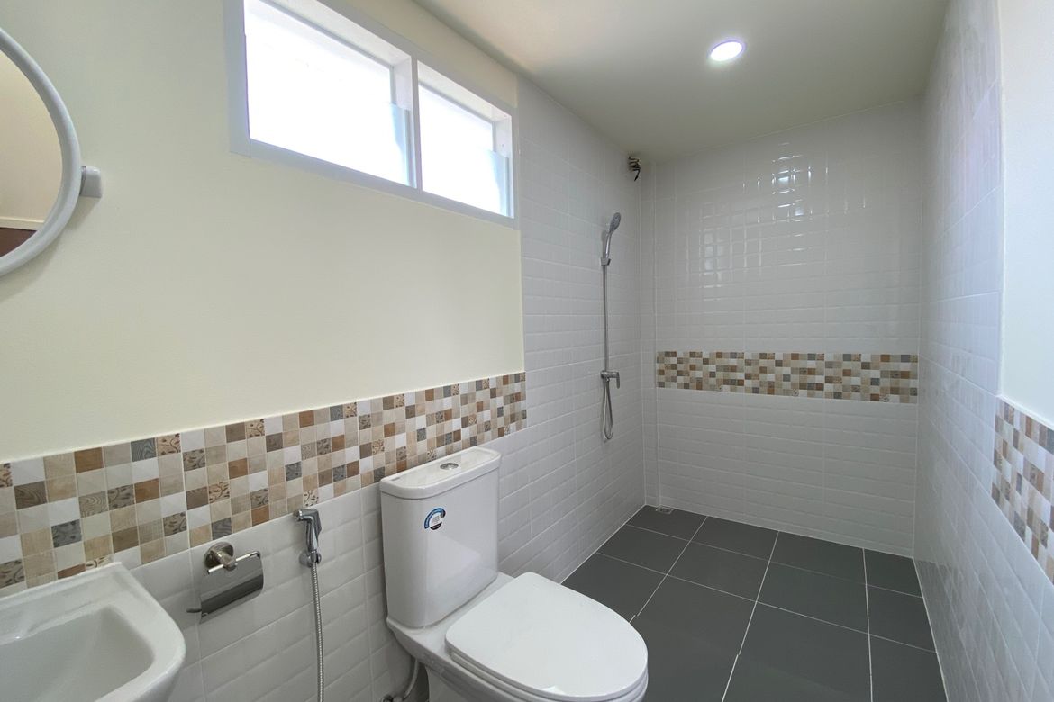 A family home for rent or sale in Muang Chiang Mai-P-PHS795