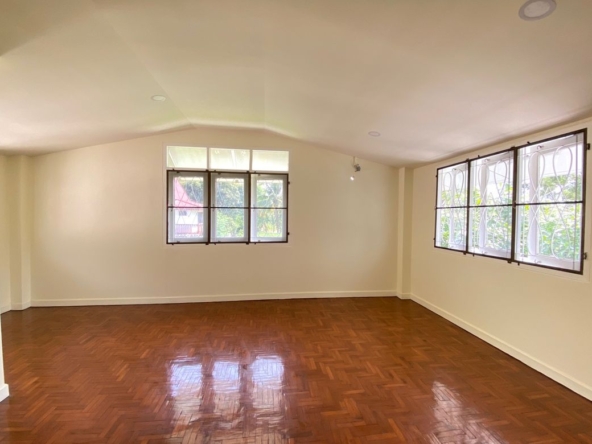 A family home for rent or sale in Muang Chiang Mai-P-PHS795
