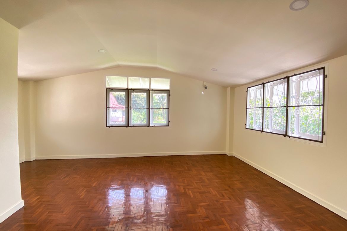 A family home for rent or sale in Muang Chiang Mai-P-PHS795