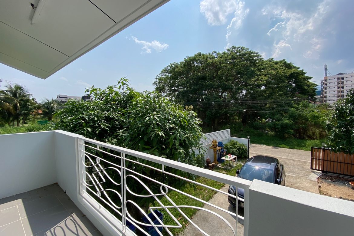 A family home for rent or sale in Muang Chiang Mai-P-PHS795