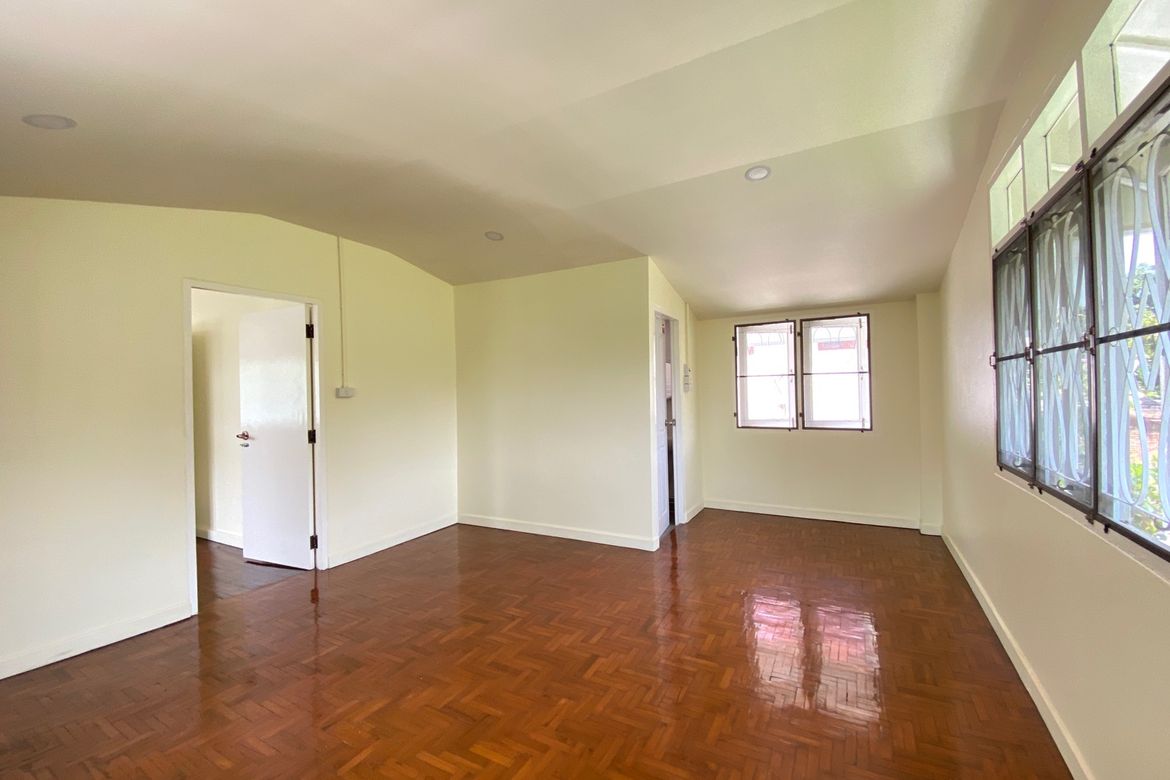 A family home for rent or sale in Muang Chiang Mai-P-PHS795