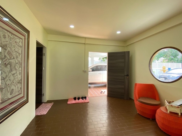 A family home for rent or sale in Muang Chiang Mai-P-PHS795