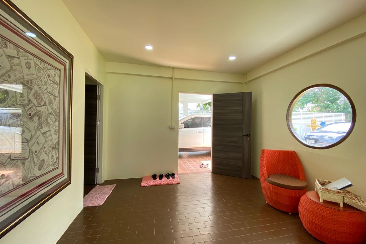 A family home for rent or sale in Muang Chiang Mai-P-PHS795