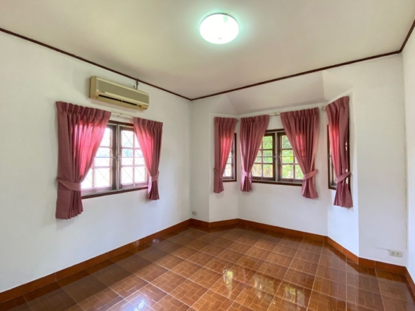 Chiang Mai-P-PHR799