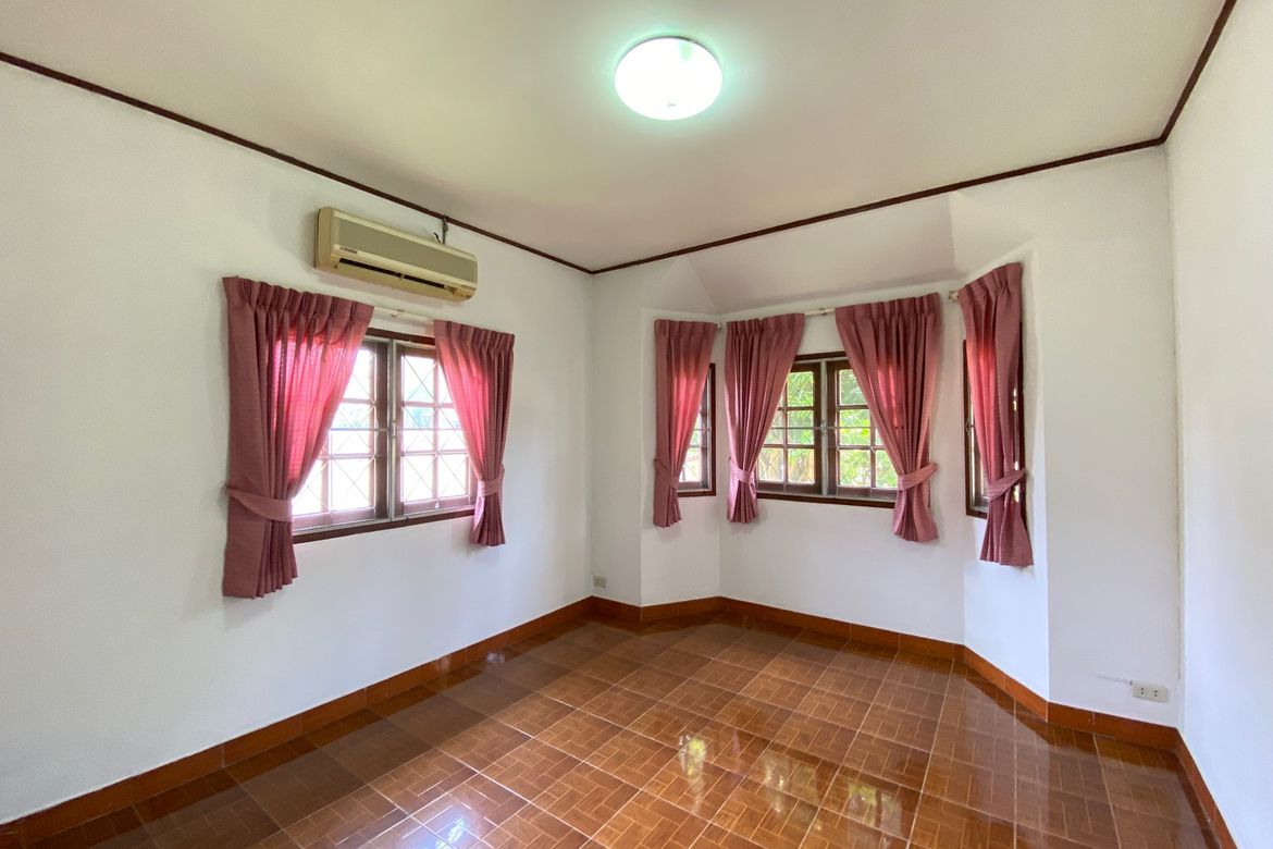 Chiang Mai-P-PHR799