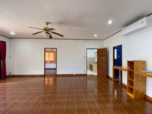 4 bed house for rent or sale in San Sai