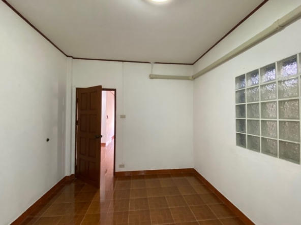 4 bed house for rent or sale in San Sai