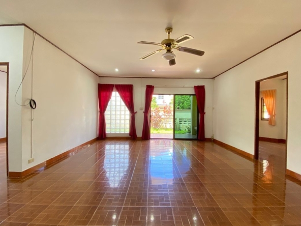 Chiang Mai-P-PHR799