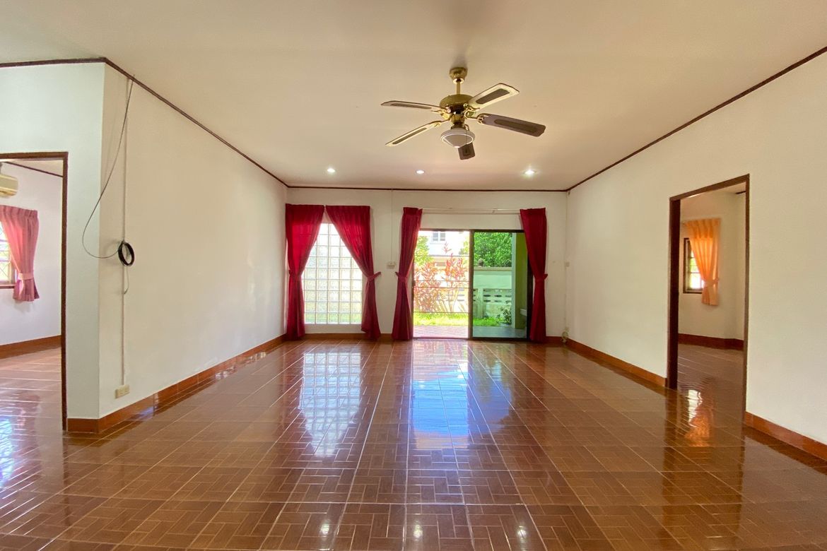 Chiang Mai-P-PHR799