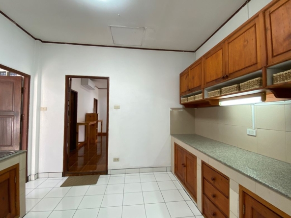 4 bed house for rent or sale in San Sai
