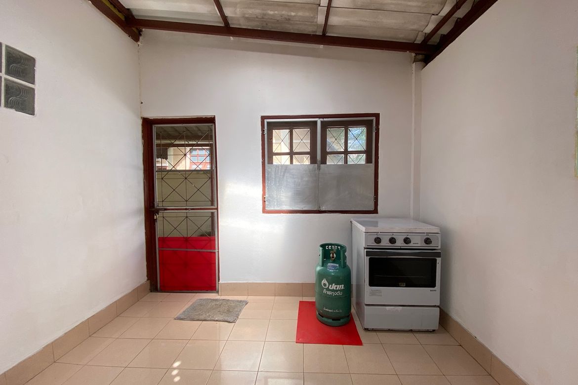 4 bed house for rent or sale in San Sai