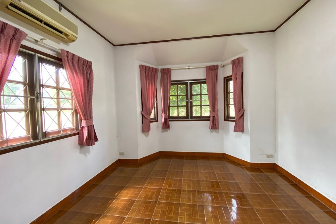 4 bed house for rent or sale in San Sai