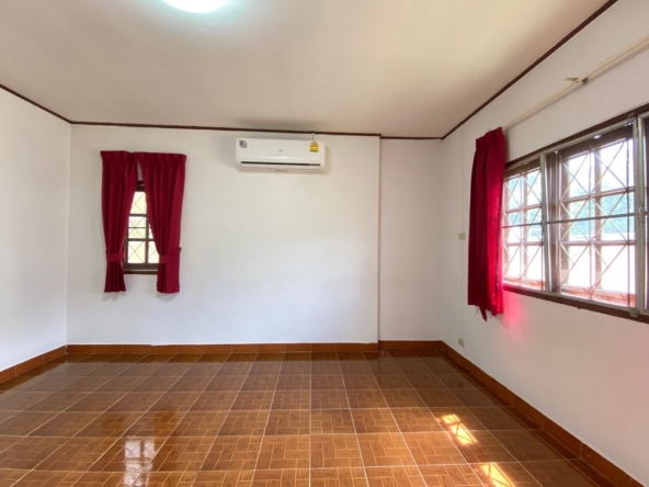 Chiang Mai-P-PHR799