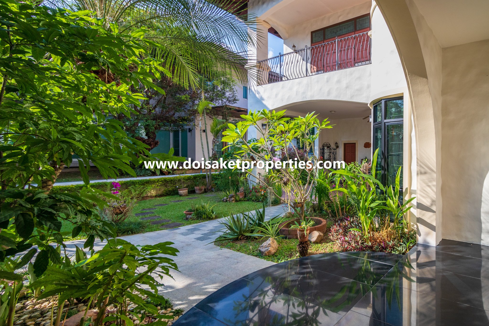 Muang Chiang Mai-DSP-(HS343-04) Luxurious Large Spanish Villa Style Home for Sale in Palm Springs